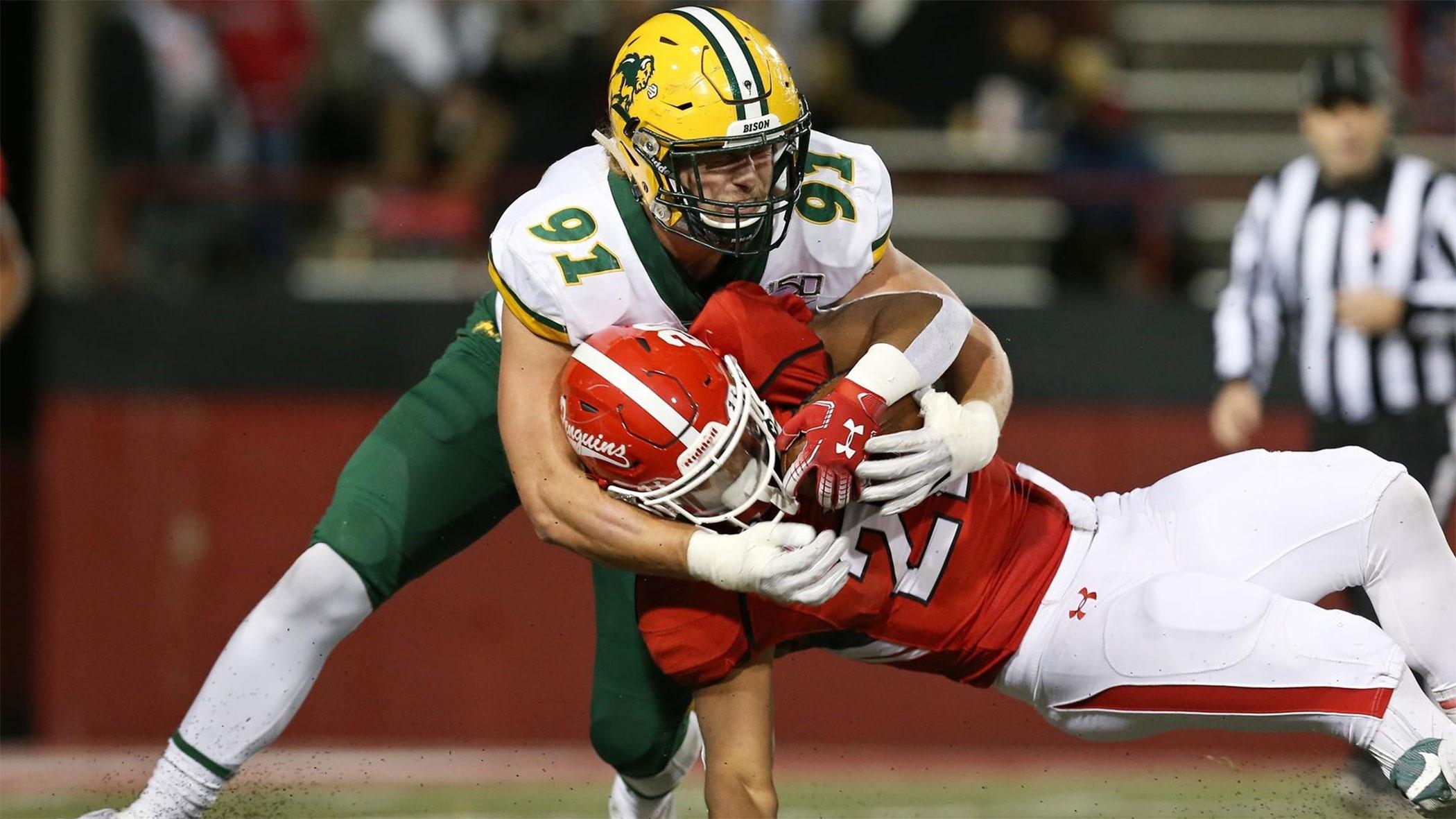 North Dakota State's Derreck Tuszka