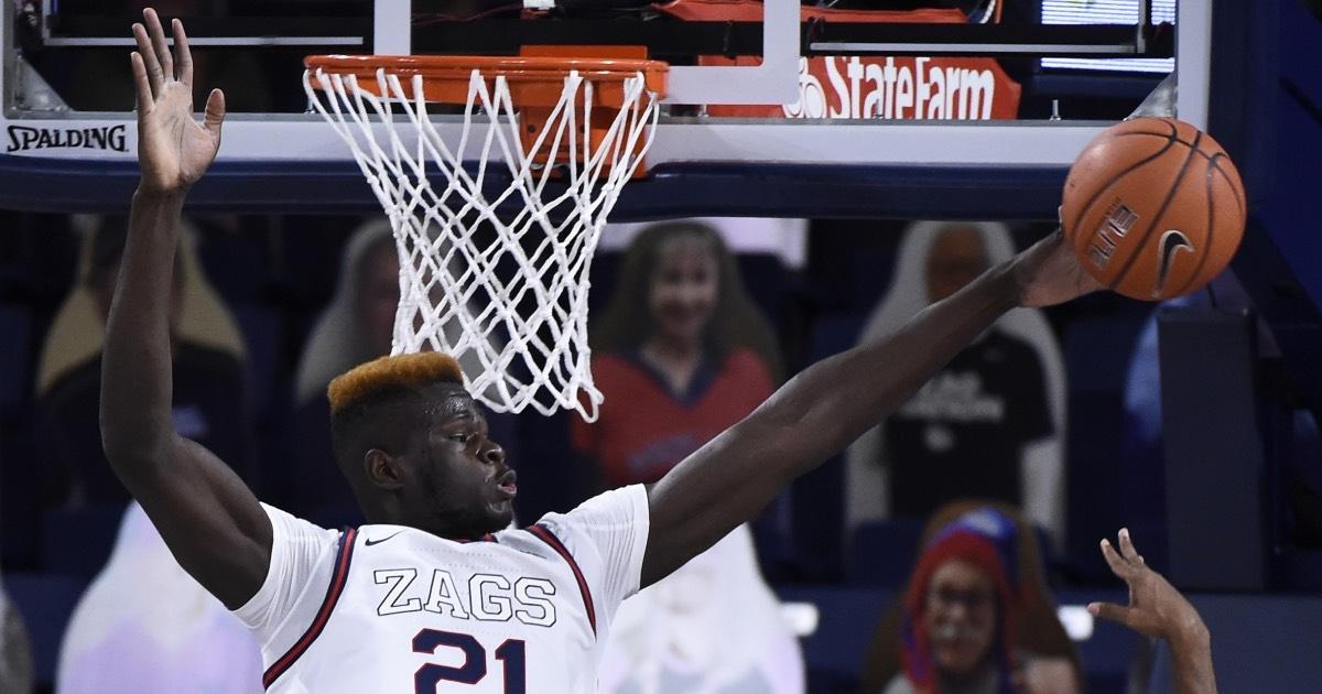 Gonzaga beat Iowa in a game between the top two offenses in the country.