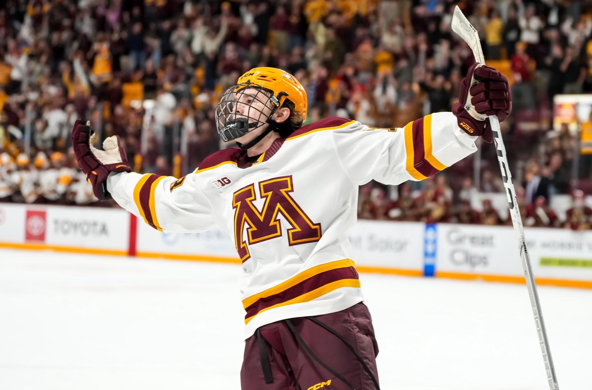 Minnesota Gophers hockey men's hockey LJ Mooney